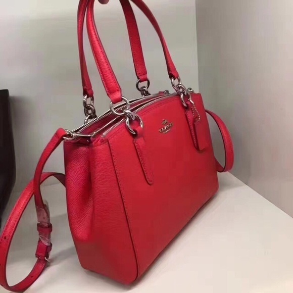 🔥Sales🔥 Coach Handbag new with tag🔥Gift Idea - Picture 3 of 8